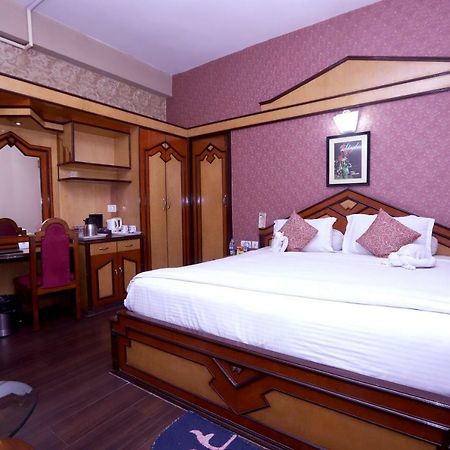 Hotel Radhika Regency Rourkela Eksteriør bilde