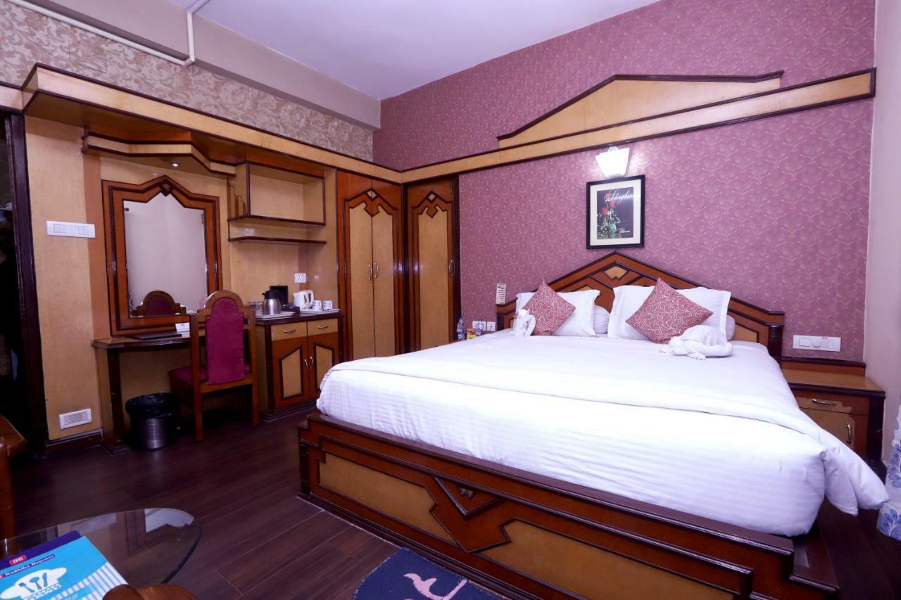 Hotel Radhika Regency Rourkela Eksteriør bilde