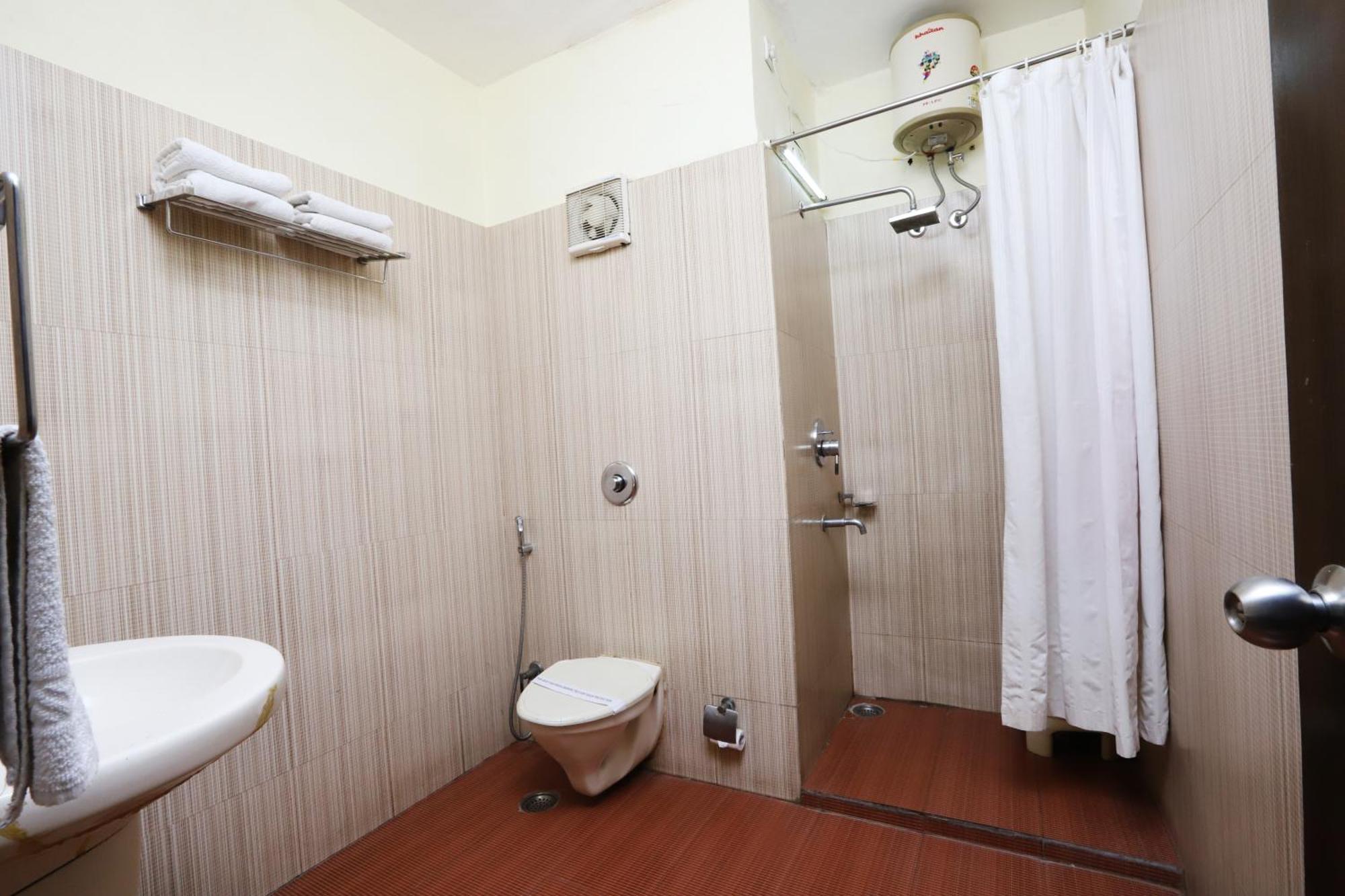 Hotel Radhika Regency Rourkela Eksteriør bilde