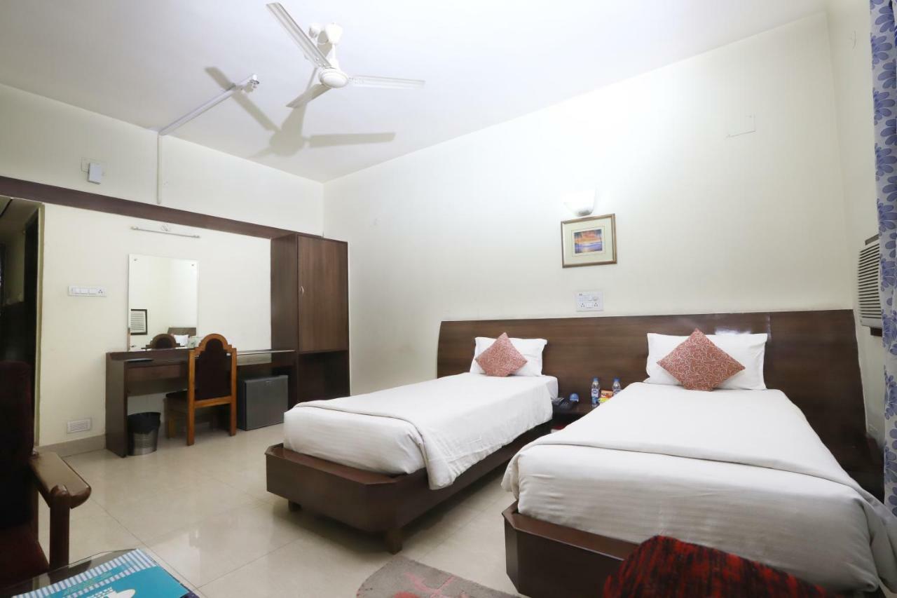 Hotel Radhika Regency Rourkela Eksteriør bilde