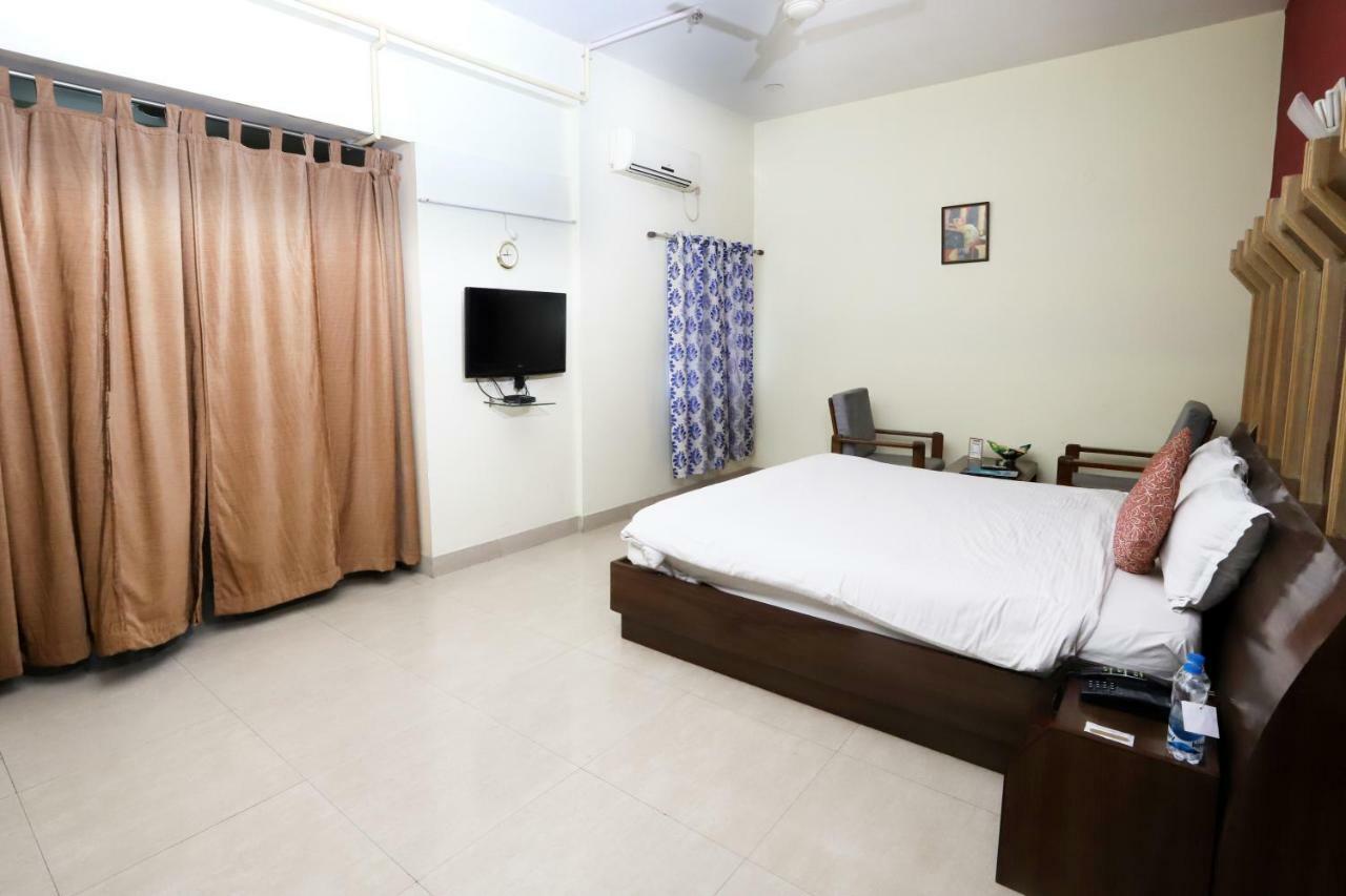 Hotel Radhika Regency Rourkela Eksteriør bilde