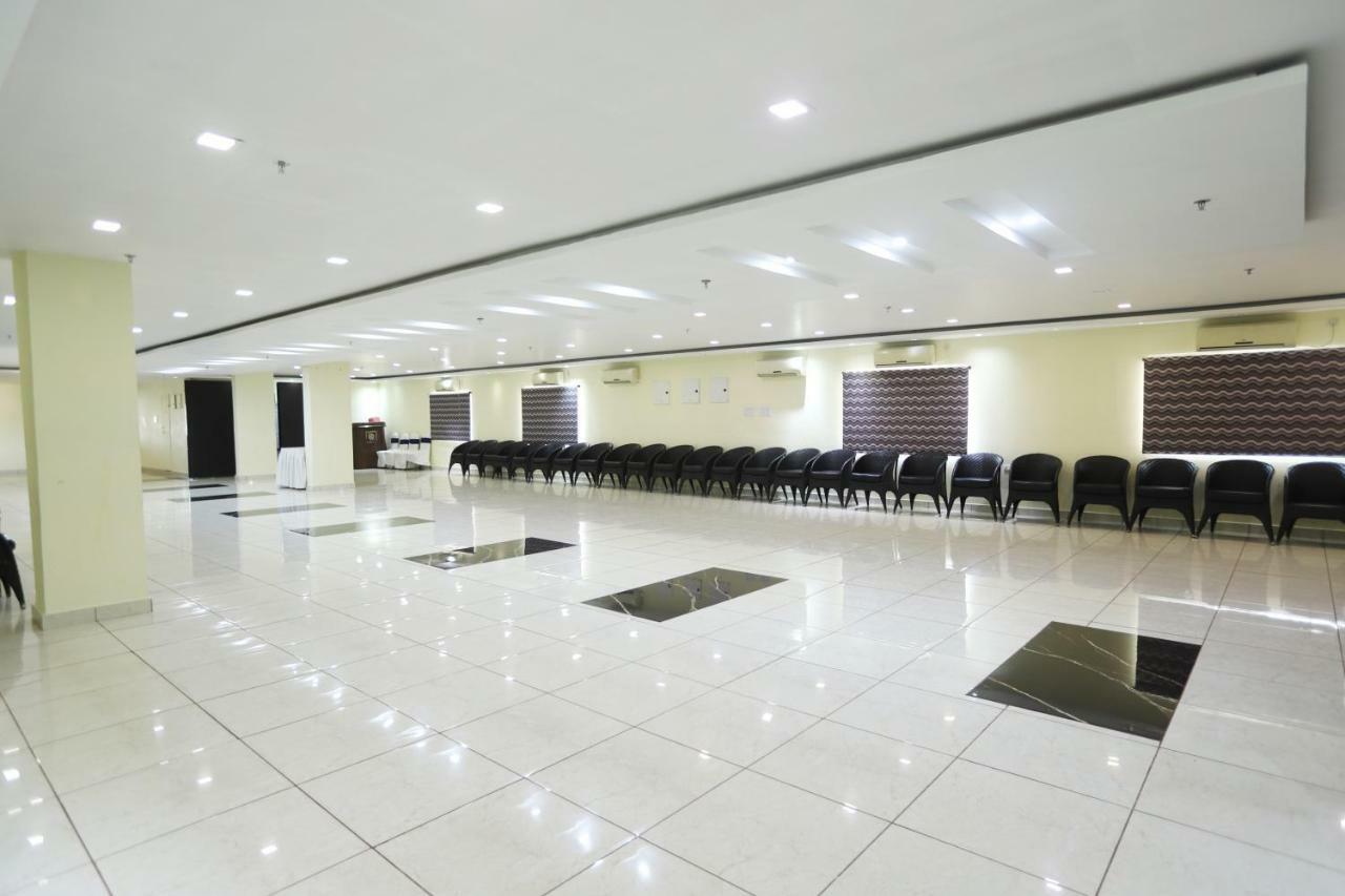 Hotel Radhika Regency Rourkela Eksteriør bilde