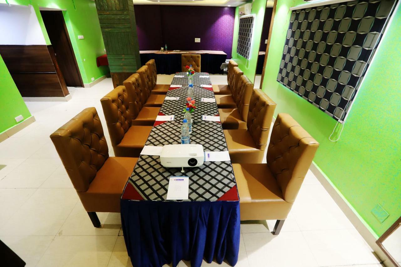 Hotel Radhika Regency Rourkela Eksteriør bilde